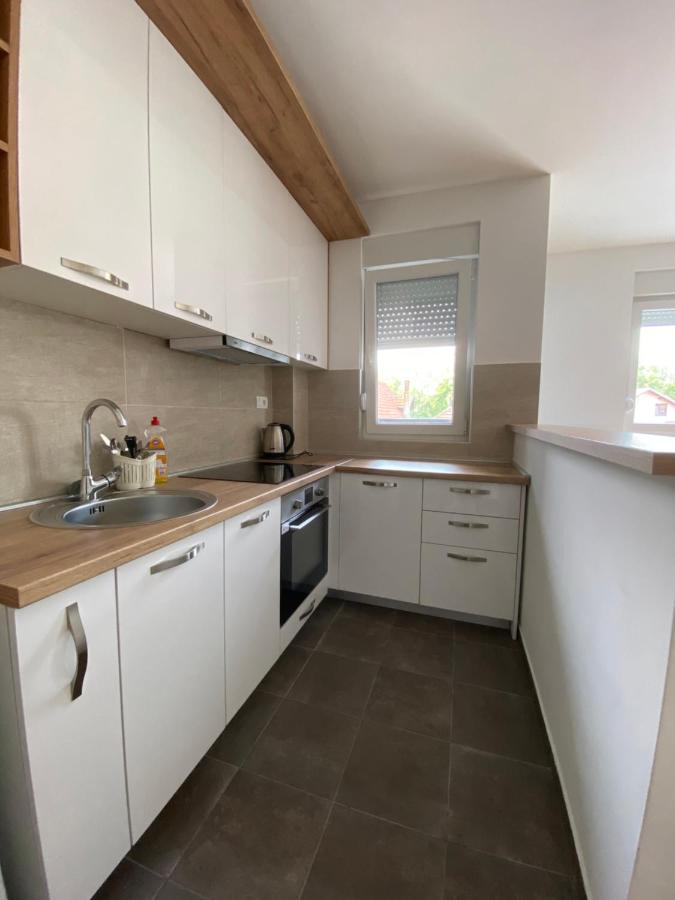 Cool Apartments With Free Parking Čačak 외부 사진
