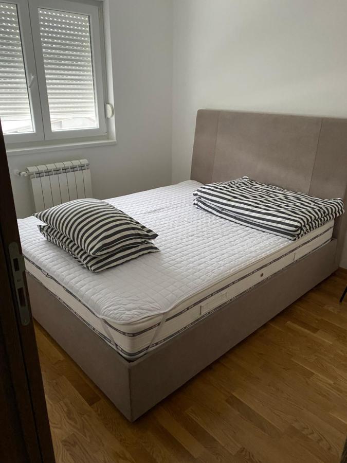 Cool Apartments With Free Parking Čačak 외부 사진